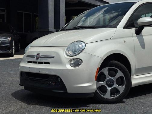 Bianco Perla (Pearl White Tri-Coat) 2016 FIAT 500e Battery Electric