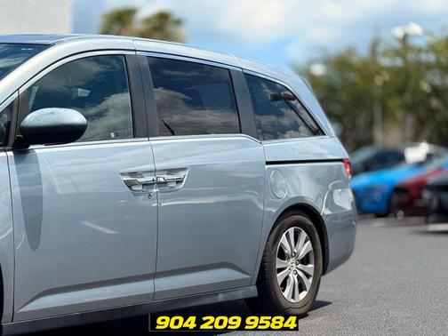Lunar Silver Metallic 2017 Honda Odyssey EX-L