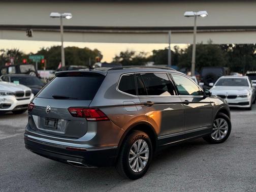 2018 Volkswagen Tiguan 2.0T SE