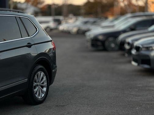 2018 Volkswagen Tiguan 2.0T SE