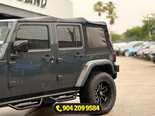 Black Clearcoat 2015 Jeep Wrangler Unlimited Sahara