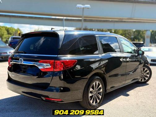 Crystal Black Pearl 2021 Honda Odyssey EX-L