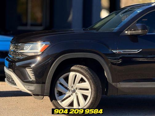 Deep Black 2021 Volkswagen Atlas Cross Sport 2.0T SE w/Technology