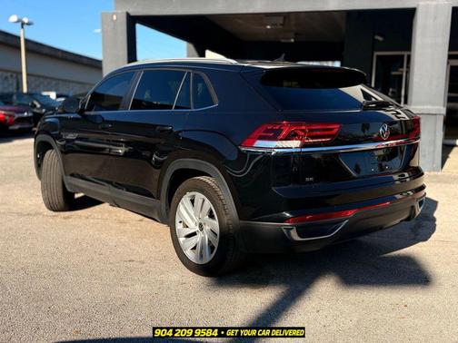 Deep Black 2021 Volkswagen Atlas Cross Sport 2.0T SE w/Technology