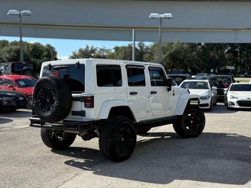 2013 Jeep Wrangler Unlimited Sahara