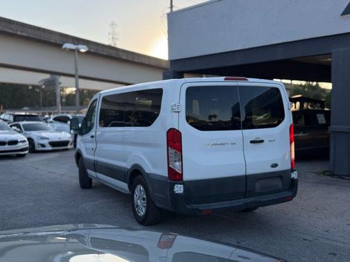 2015 Ford Transit-150 XLT
