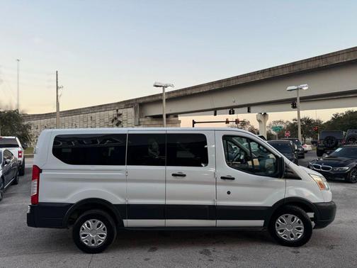 2015 Ford Transit-150 XLT
