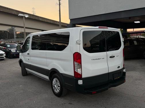 2015 Ford Transit-150 XLT
