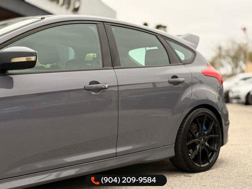 Stealth Gray 2017 Ford Focus RS Base
