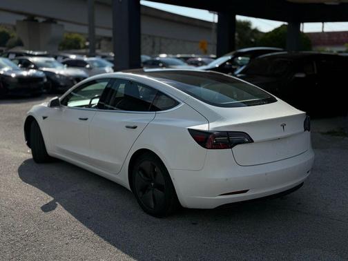 2018 Tesla Model 3 Mid Range