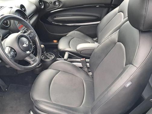 2015 MINI Paceman Cooper