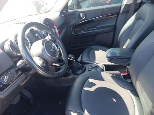 2019 MINI Countryman Cooper