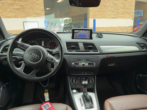 2017 Audi Q3 2.0T Prestige