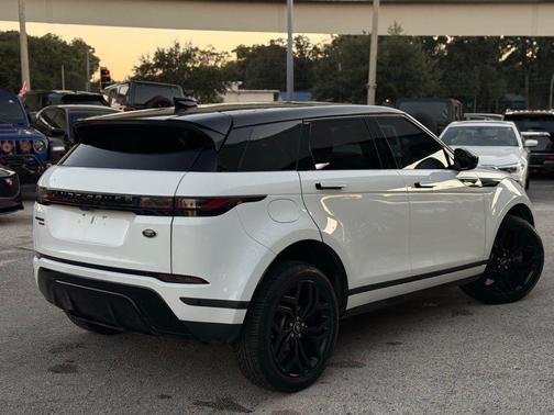 2020 Land Rover Range Rover Evoque SE