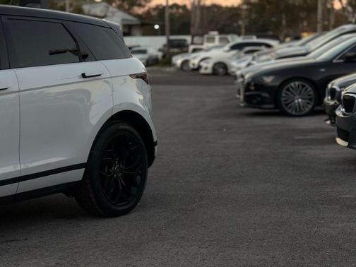 2020 Land Rover Range Rover Evoque SE