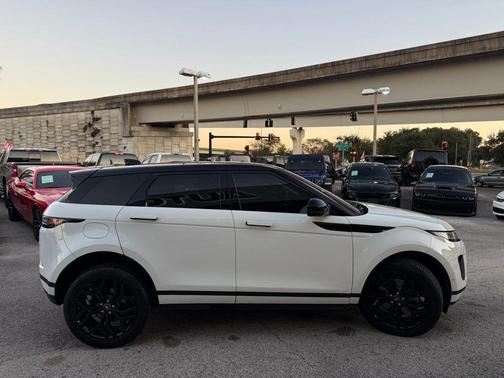 2020 Land Rover Range Rover Evoque SE