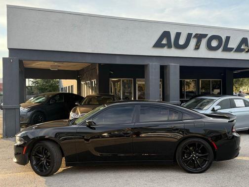 2018 Dodge Charger SXT