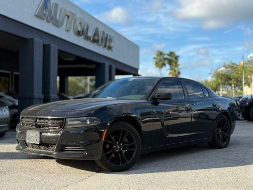 2018 Dodge Charger SXT