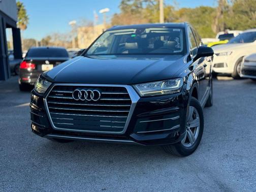 2019 Audi Q7 45 Premium Plus
