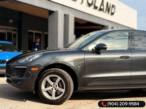 2017 Porsche Macan Base