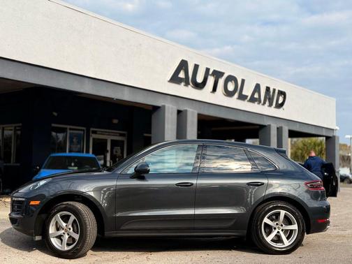 2017 Porsche Macan Base