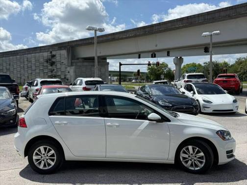 2015 Volkswagen Golf Auto TSI S