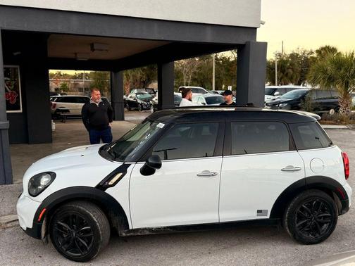 2016 MINI Countryman Cooper S