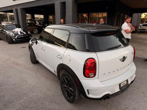 2016 MINI Countryman Cooper S