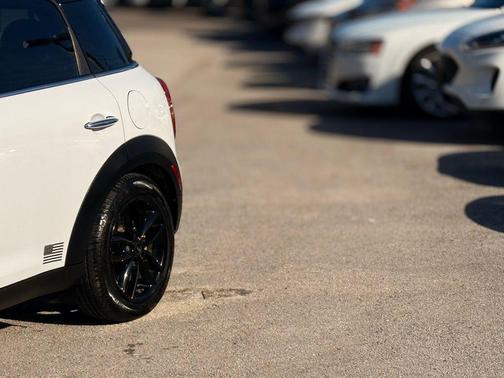 2016 MINI Countryman Cooper S