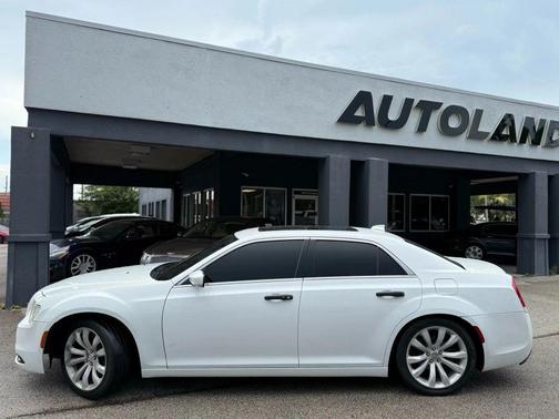 2019 Chrysler 300 Limited