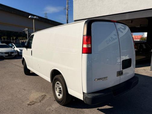 2014 Chevrolet Express 2500 Work Van