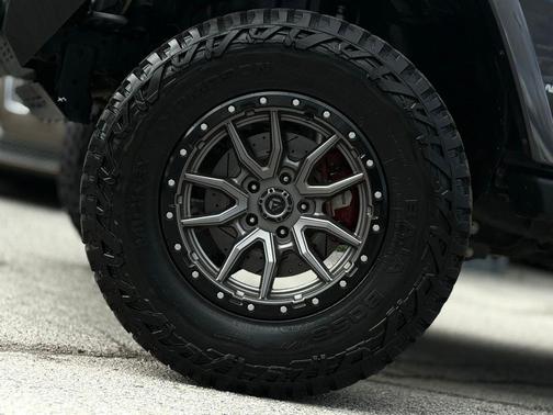 2017 Jeep Wrangler Sahara