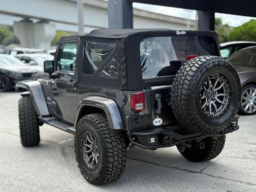 2017 Jeep Wrangler Sahara
