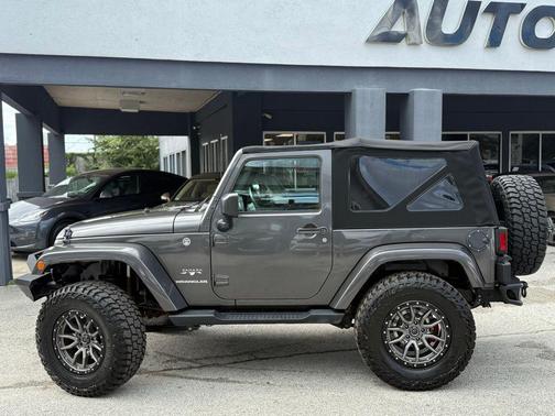 2017 Jeep Wrangler Sahara