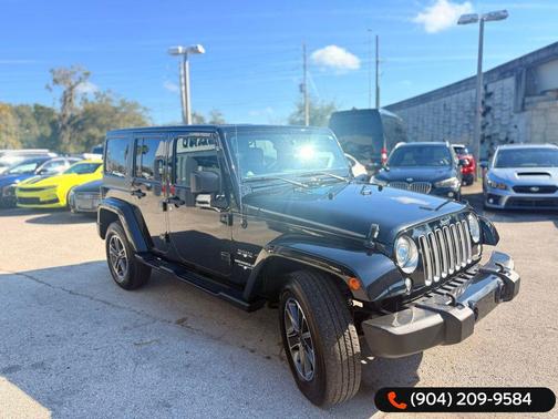 2017 Jeep Wrangler Unlimited Sahara
