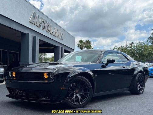 Pitch Black Clearcoat 2016 Dodge Challenger R/T Scat Pack