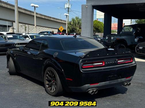 Pitch Black Clearcoat 2016 Dodge Challenger R/T Scat Pack