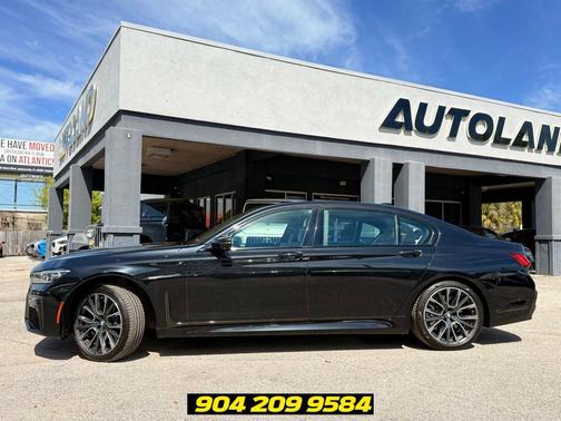 Black Sapphire Metallic 2020 BMW 740 740i