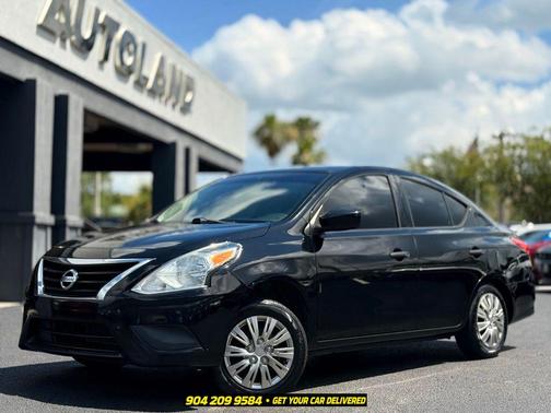 Super Black Metallic 2019 Nissan Versa 1.6 S