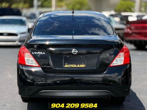 Super Black Metallic 2019 Nissan Versa 1.6 S