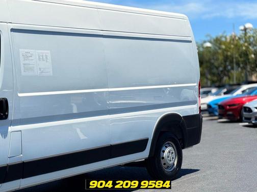 Bright White Clearcoat 2023 RAM ProMaster 2500 High Roof