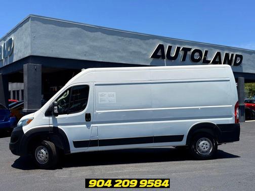 Bright White Clearcoat 2023 RAM ProMaster 2500 High Roof