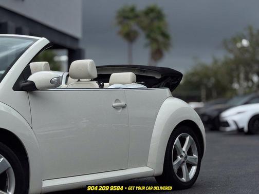 Campanella White 2007 Volkswagen New Beetle Triple White