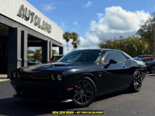 Pitch Black Clearcoat 2016 Dodge Challenger R/T Scat Pack