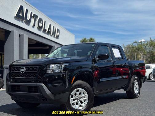 Super Black 2024 Nissan Frontier SV