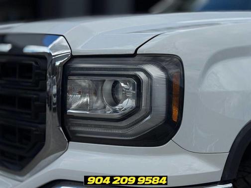 Summit White 2017 GMC Sierra 1500 Base