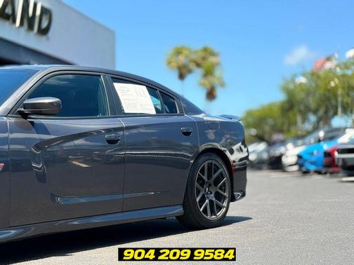 Granite Pearlcoat 2018 Dodge Charger R/T Scat Pack