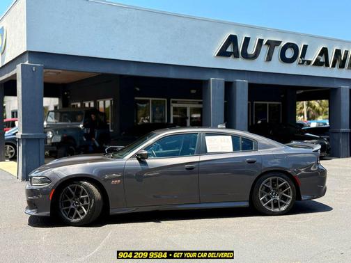 Granite Pearlcoat 2018 Dodge Charger R/T Scat Pack