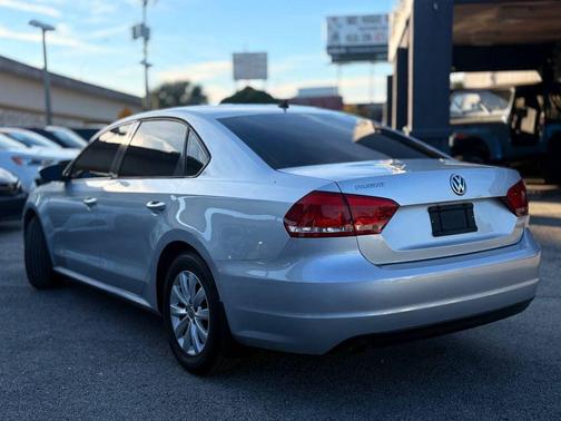 2012 Volkswagen Passat 2.5 S