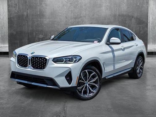 2025 BMW X4 xDrive30i